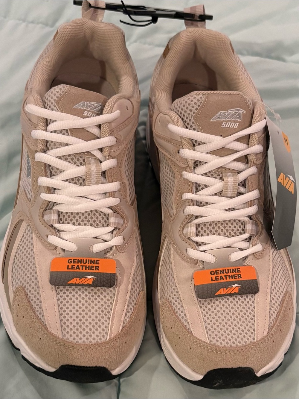 Avia Men's Beige and White Athletic Sneakers